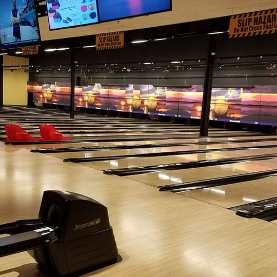 Stars and Strikes Arcade