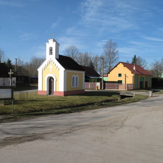 Návesní kaple
