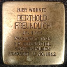 Stolperstein en memoria de Berthold Freundlich