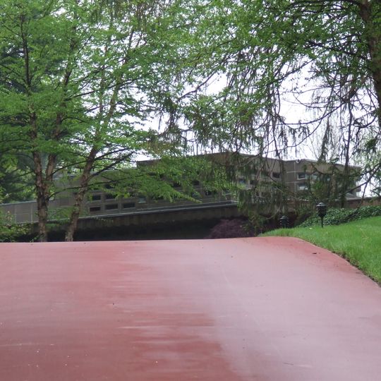 Gerald B. and Beverley Tonkens House