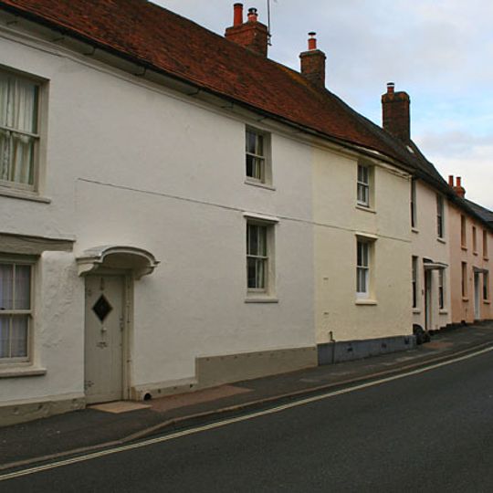 7 And 9, George Street