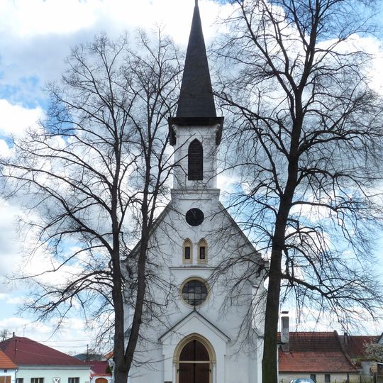 Kaple Panny Marie Růžencové, sv. Josefa a sv. Vojtěcha