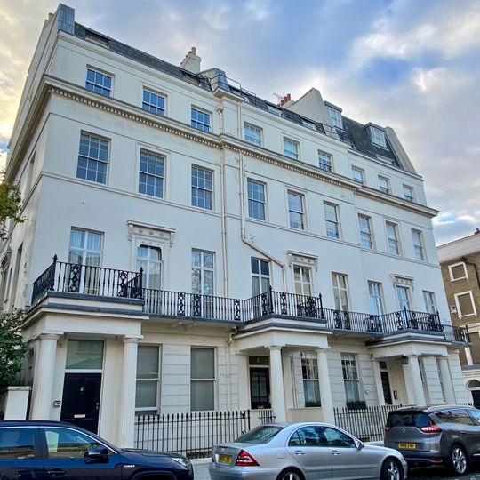 1-3, Wilton Terrace Sw1