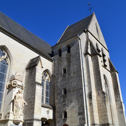 Église Saint-Almire des Roches-l'Évêque
