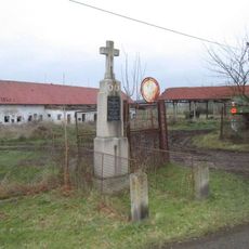 Kříž v Újezdci u vrat