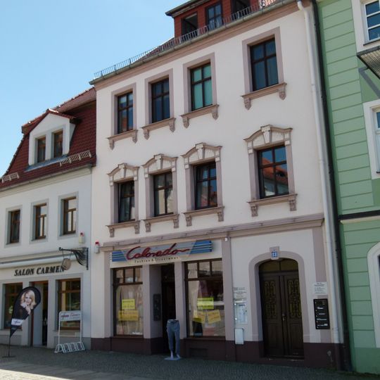 Wohnhaus in geschlossener Bebauung Altmarkt 13
