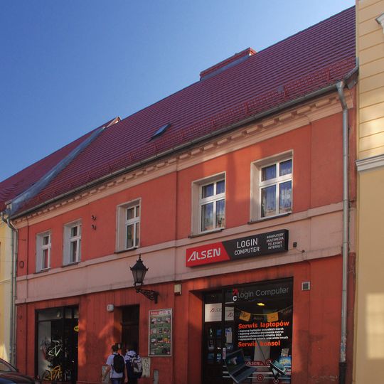 27 Leszczyńskich Street in Leszno