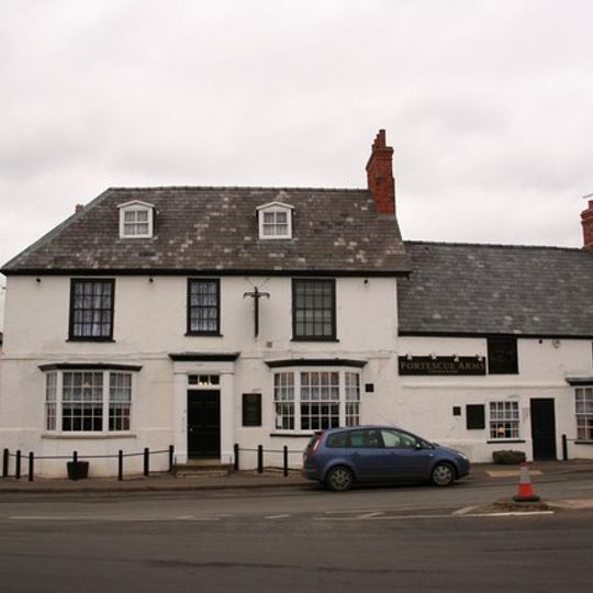 Fortescue Arms And Coach House