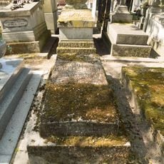 Grave of Louat-Légué