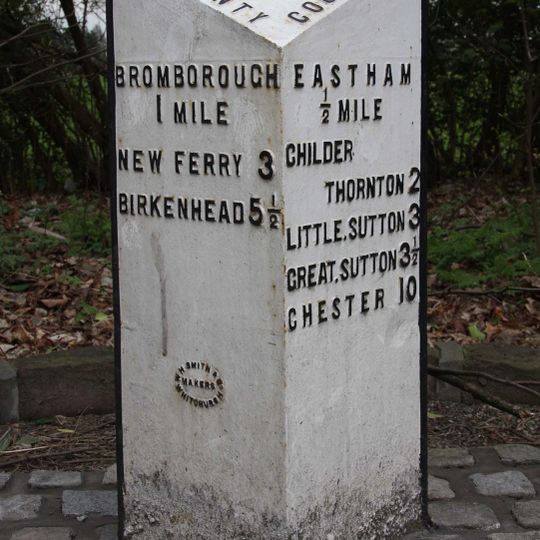 Milepost, N of Eastham, by cemetery