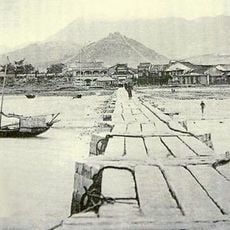 Lung Tsun Stone Bridge