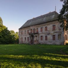 Pałac w Osiku Grodkowskim