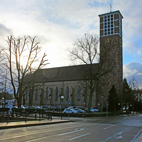 Heilig-Kreuz-Kirche