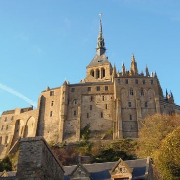 Monasterios en Europa: abadías medievales, edificios ortodoxos y arquitectura religiosa