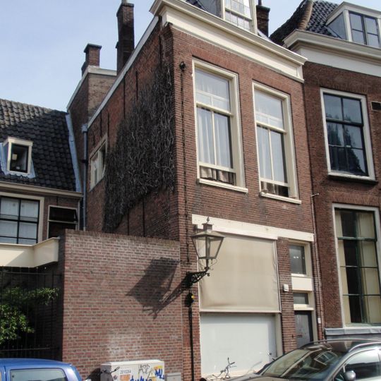 Langebrug 8, Leiden