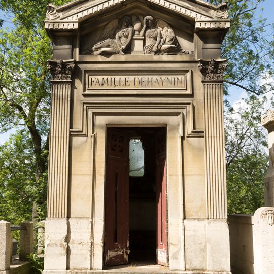 Grave of Dehaynin