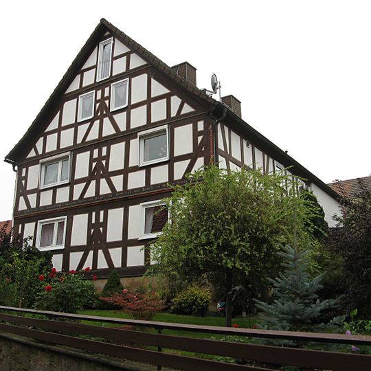 Am Bernhardsberg 8