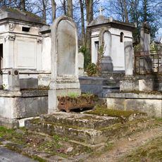 Grave of Bouchot-Dapremont