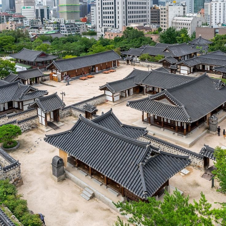 Namsangol Hanok Village