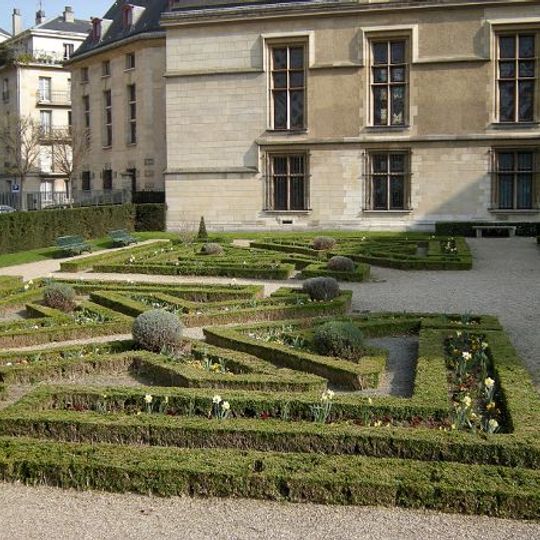 Jardin de l'Hôtel-de-Sens