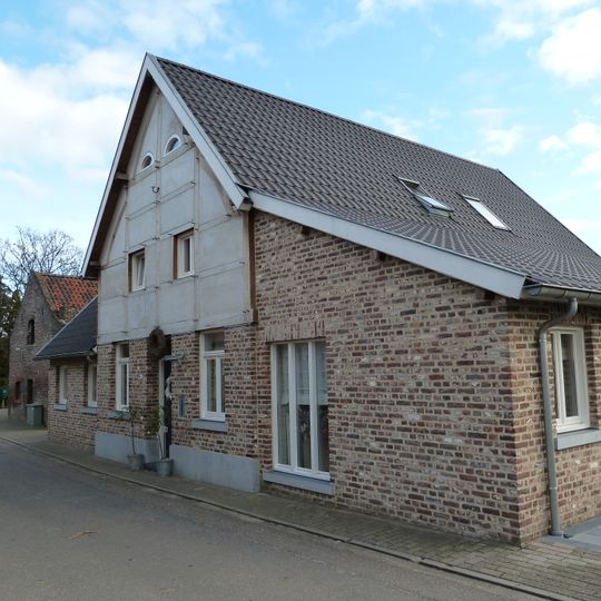 Klokkestraat 8, Mesch