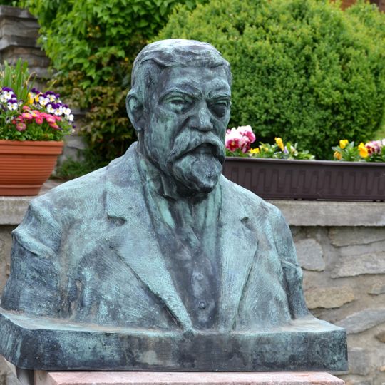 Pomník Františka Křižíka