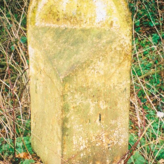 Milepost, Grendon Lane; 100m N of A41 jct, near Foxden Cottage