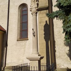 Trojičný stĺp, stĺp s podstavcom