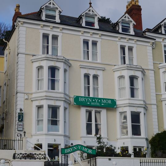 Bryn Y Mor Hotel