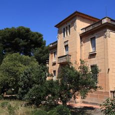 Casa Caritat i Jardí