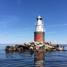 Malmö breakwater lighthouse