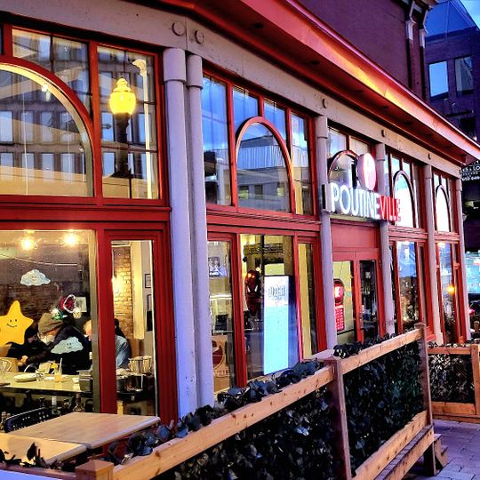 Restaurant Poutineville Vieux Québec