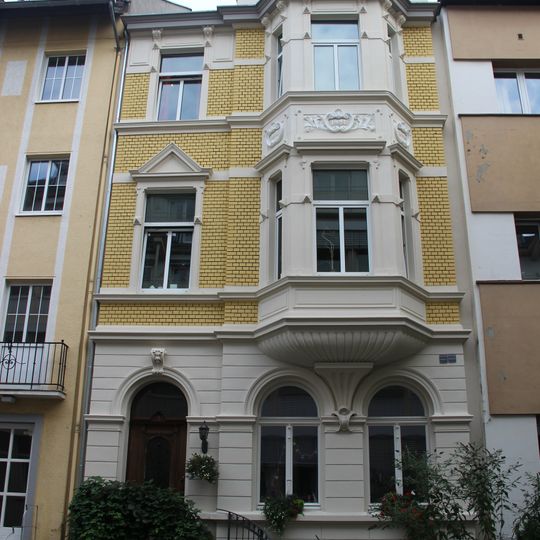 Loestraße 3