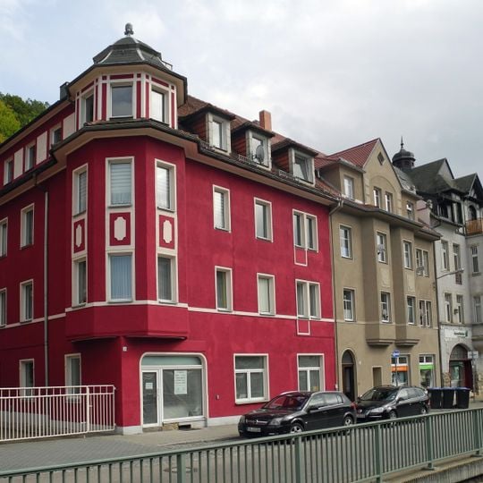 Wohn- und Geschäftshaus in halboffener Bebauung Roßmäßlerstraße 26; 28