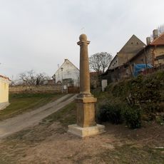 Boží muka v Sacích