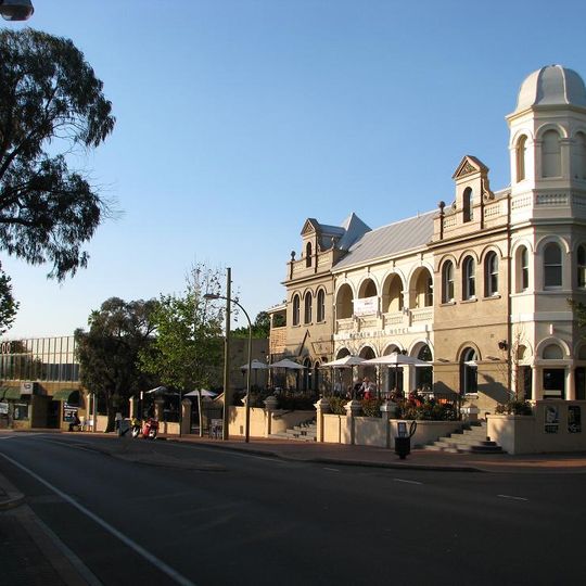 Broken Hill Hotel
