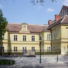 Schloss, Marienheim