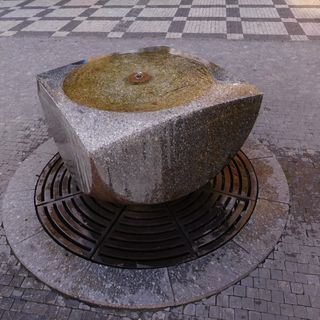 Fountain at Celetná/Štupartská streets