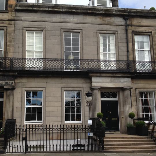 Edinburgh, 20 Regent Terrace