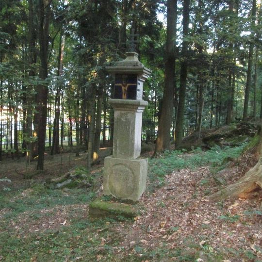 Boží muka na křížové cestě u Kamenice nad Lipou - 12. zastavení