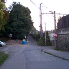 Pamětní kříž v Roztokách u Prahy, ul. Nádražní