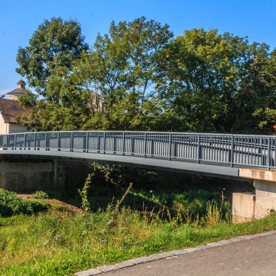 Most Štenclovy ulice přes Loučnou v Dašicích