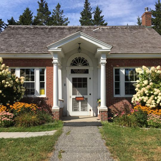 Bass Harbor Memorial Library