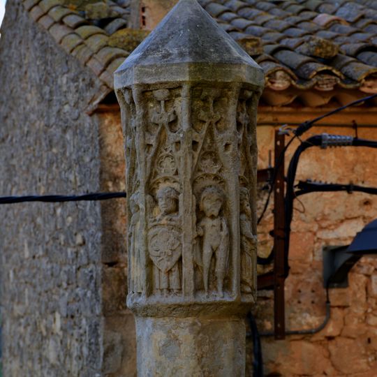 Creu de terme del carrer Castell