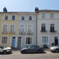 39 40 41, Castle Street