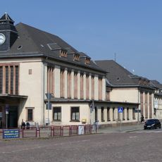 Muldentalbahn (Sachgesamtheit); Bahnhof Glauchau; Eisenbahnstrecke Dresden–Zwickau (Hof) Glauchau