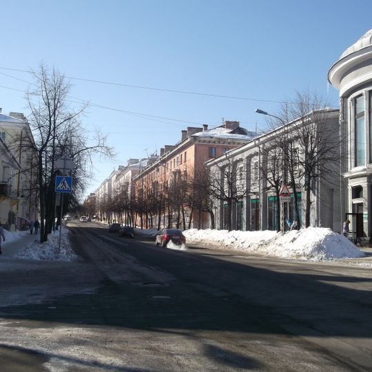 Здание гастронома