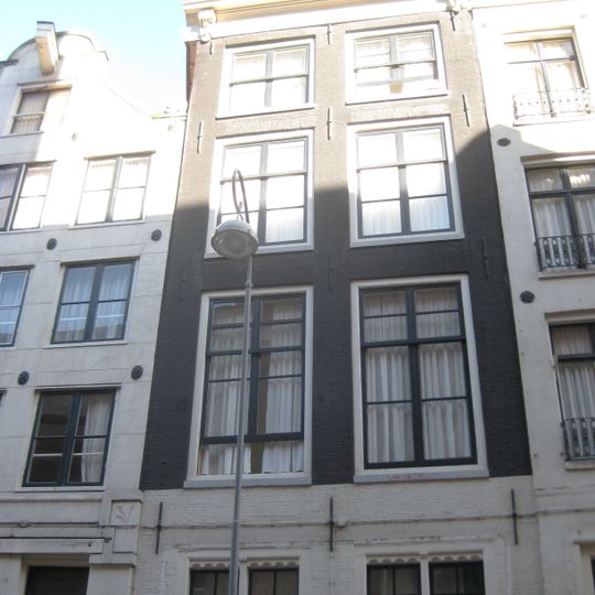 Achterhuis van Warmoesstraat 82