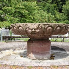 Brunnen