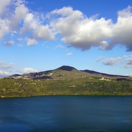 Alban Hills